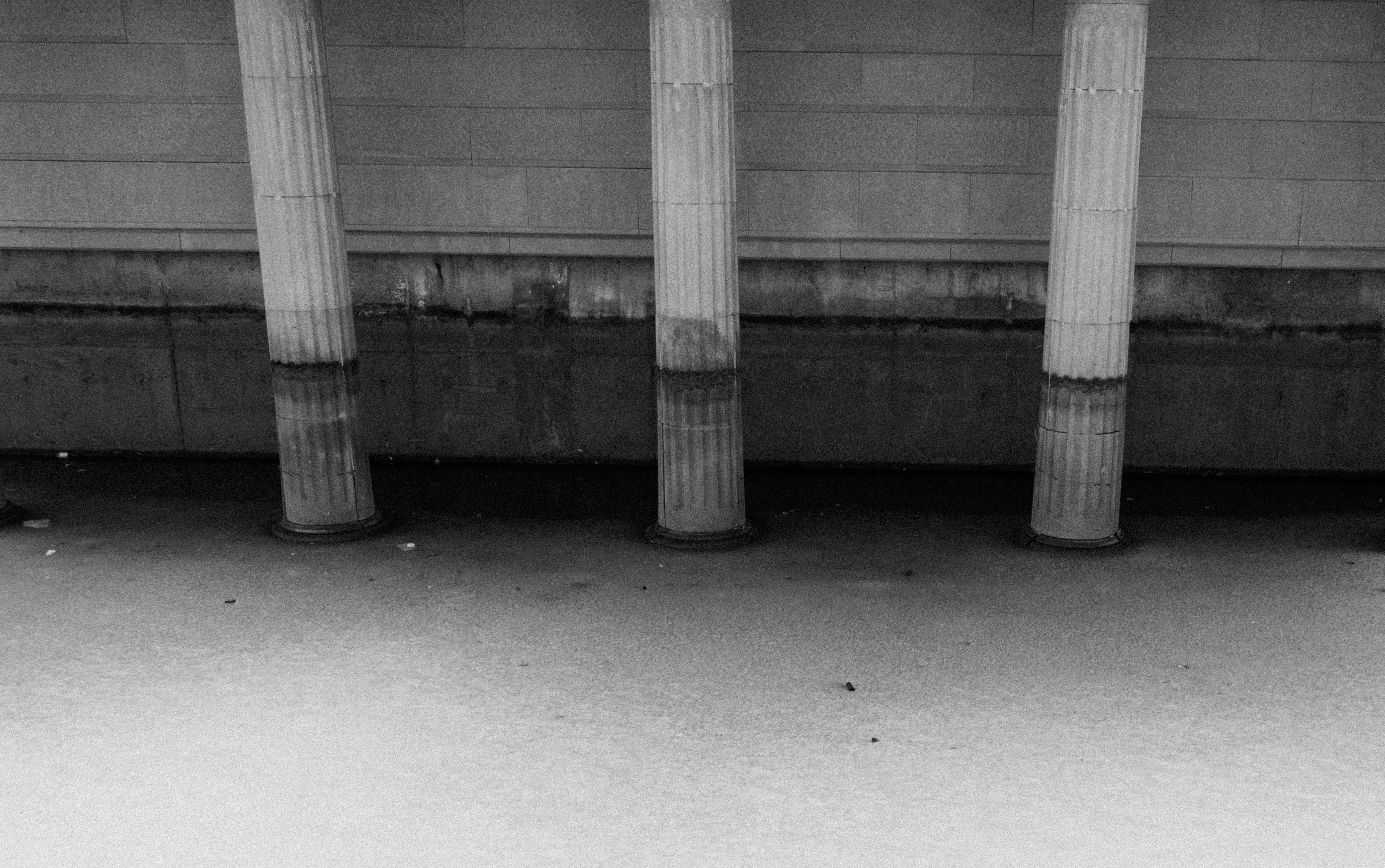 Concrete pillars